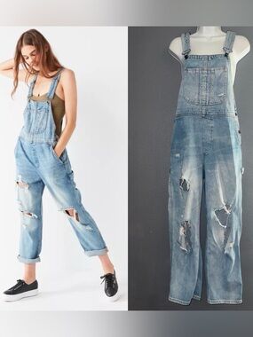 BDG Urban Outfitters Women’s Distressed Denim Blue Overall Ripped Jeans Medium